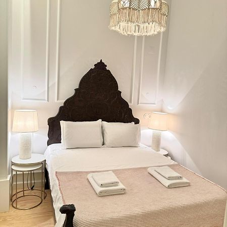Quarto Com Banheiro Privativo Na Baixa Лиссабон Экстерьер фото