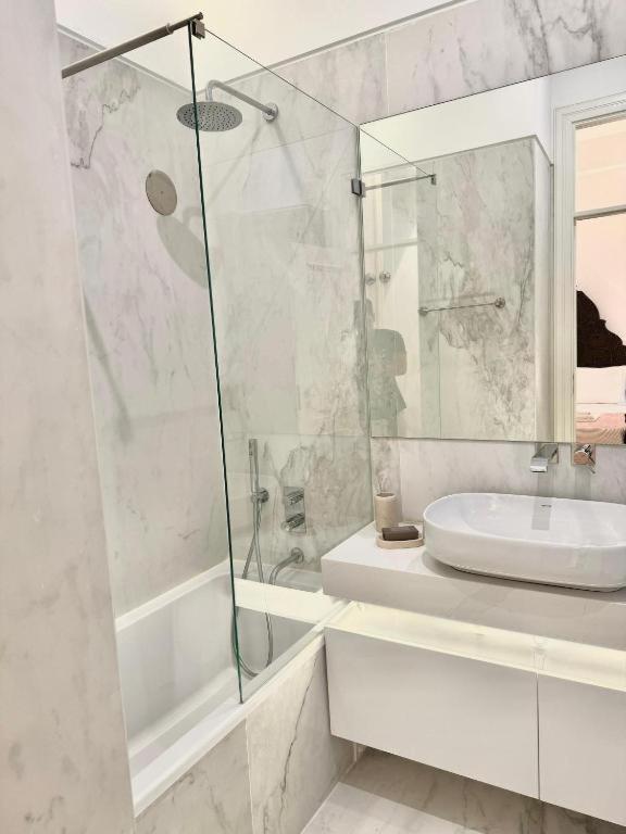 Quarto Com Banheiro Privativo Na Baixa Лиссабон Экстерьер фото